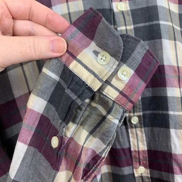 UNIS Lightweight Plaid Button Down Shirt - Picture 5 of 7